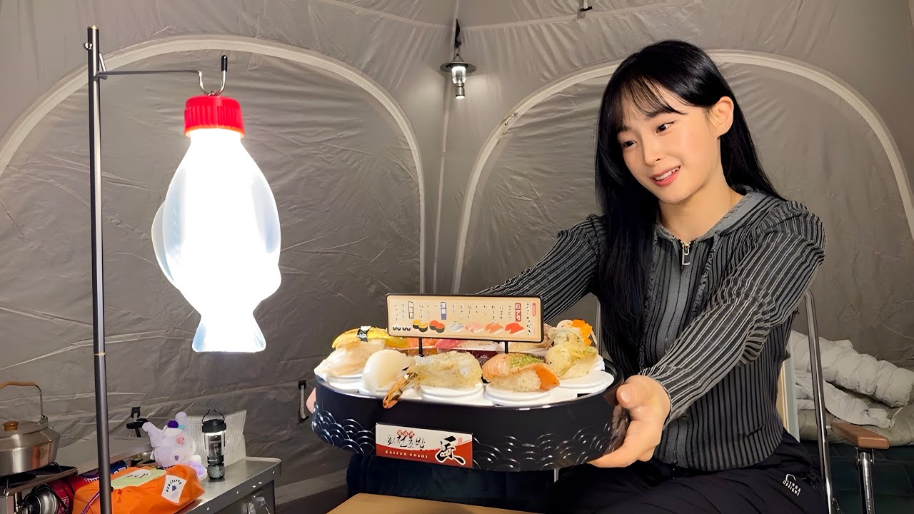 잣나무숲 뷰맛집 캠핑장에서 나만의 회전초밥 오마카세🍣ㅣ가성비 좋은 NEW 감성텐트로 솔로캠핑 - minjomi_camp 썸네일