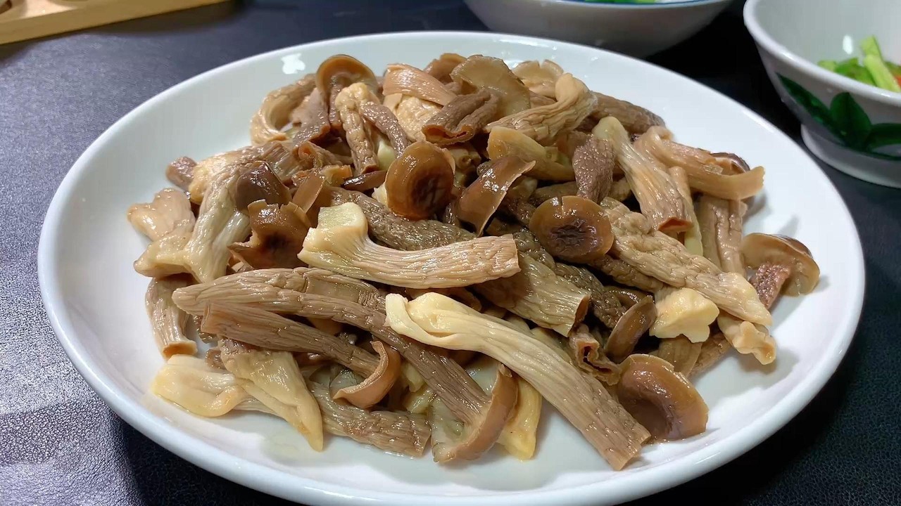 鹿茸菇在家這樣做絕了！脆嫩爽口，鮮香入味，比大魚大肉還香 📌✅ STOP making these mistakes and cook Deer antler mushroom like a CHEF - yummy_kitchen 썸네일